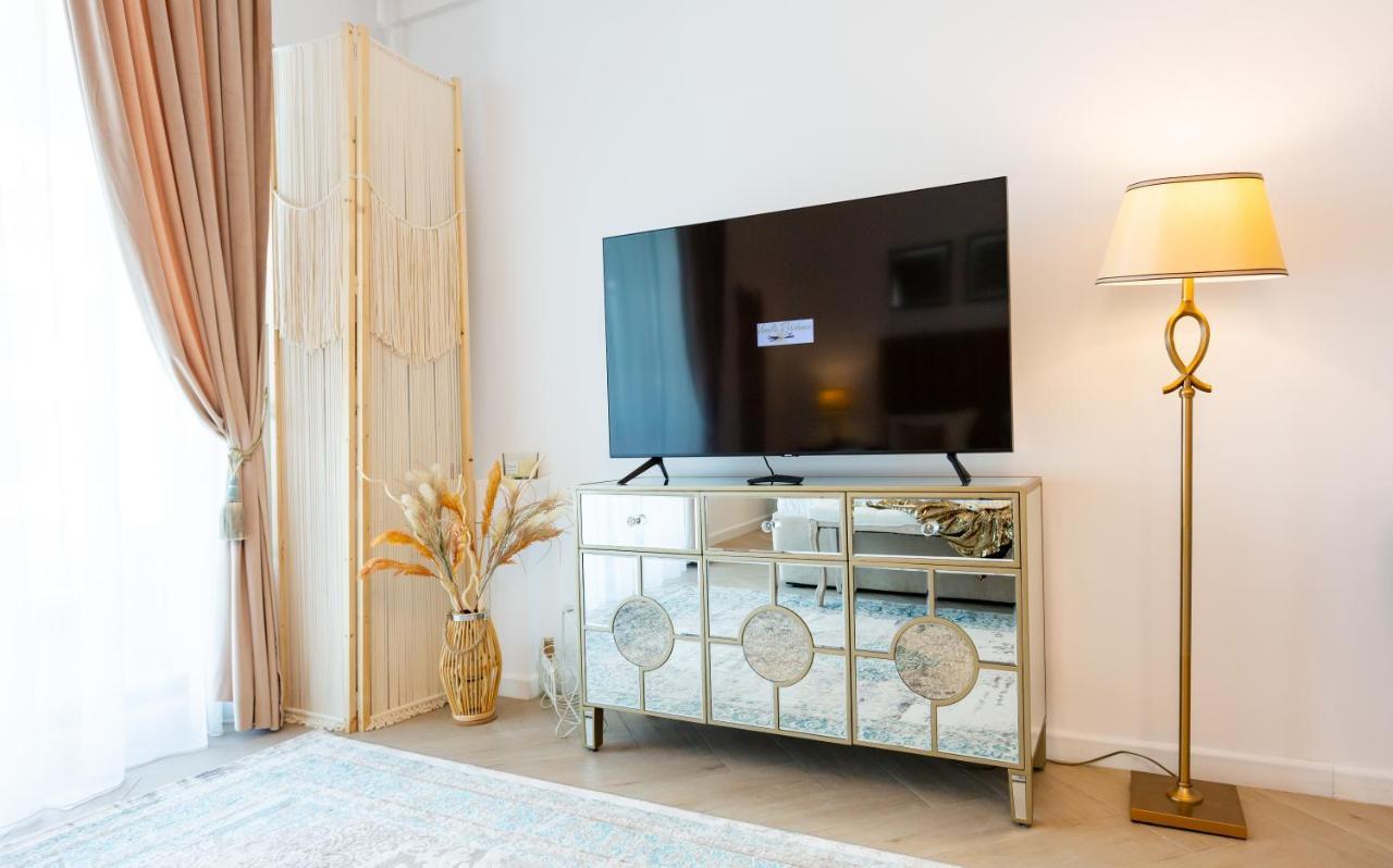 Vanilla Residence Mamaia Nord Bagian luar foto